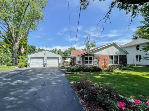 5410 E North St, Butlerville, IN 47223