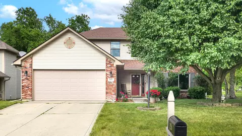 647 Danver Ln, Beech Grove, IN 46107