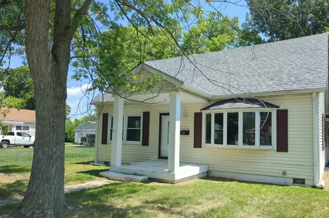 1726 Drexel Dr, Anderson, IN 46011