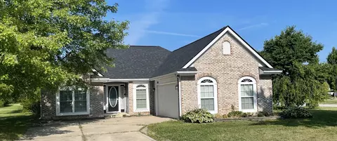 1598 Dale Ct, Greenfield, IN 46140