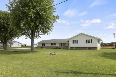 6392 E Michigan Rd, Waldron, IN 46182
