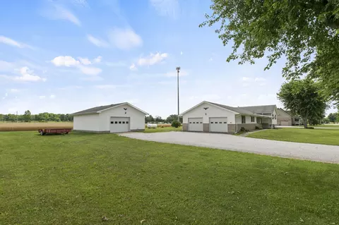 6392 E Michigan Rd, Waldron, IN 46182 photo 2