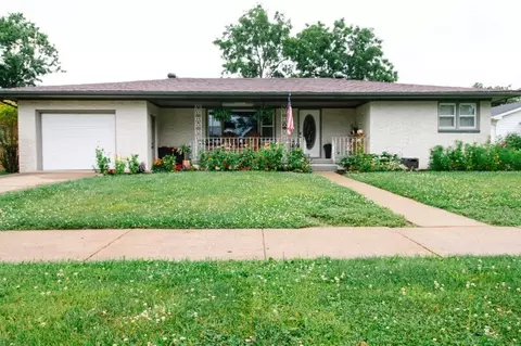 1210 E Jackson St, Martinsville, IN 46151