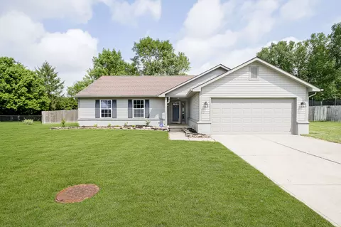 3828 Saint Simons Ct, Indianapolis, IN 46237