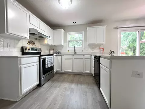 5306 Breakers Way, Carmel, IN 46033 photo 11