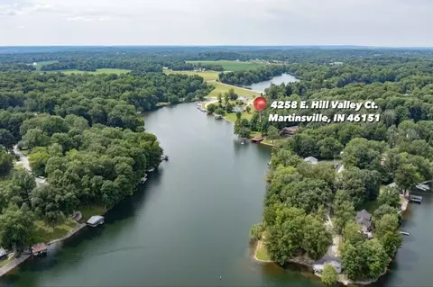 4258 E Hill Valley Ct, Martinsville, IN 46151