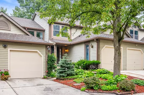 7984 Sunset Cove Dr, Indianapolis, IN 46236
