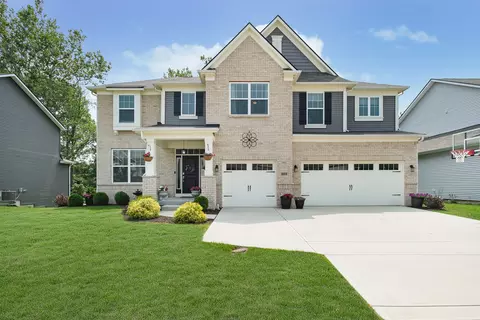 4735 Rocky Hollow Dr, Indianapolis, IN 46239