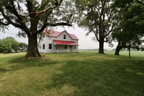 1856 E 800 N, Crawfordsville, IN 47933