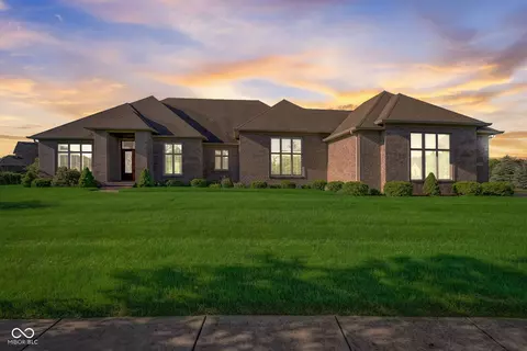 5957 Claybrook Dr, Bargersville, IN 46106