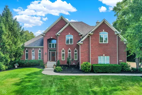 1025 Pine Hill Way, Carmel, IN 46032