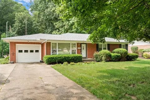 216 South St, North Vernon, IN 47265