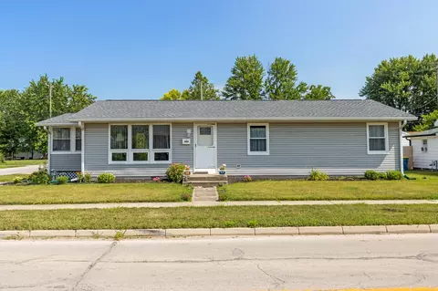 209 W 2nd St, Sheridan, IN 46069