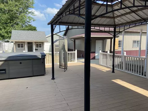 129 S Independence St, Windfall, IN 46076 photo 16