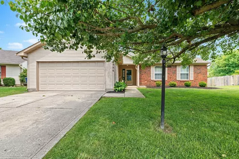 7986 Sugarberry Ct, Indianapolis, IN 46236