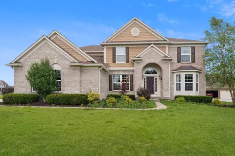 4861 S Cobblestone Dr, Zionsville, IN 46077