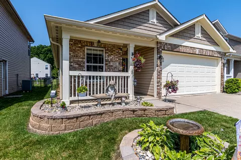 610 New Moon St, Avon, IN 46123