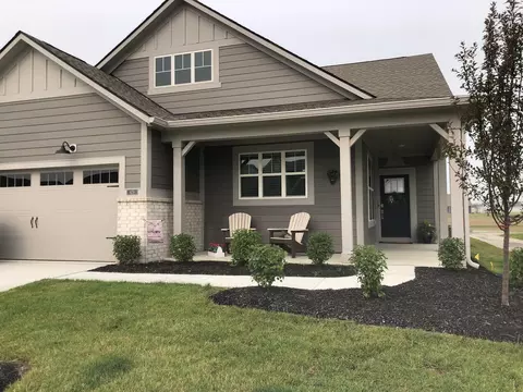 428 Ehrlich Ln, Westfield, IN 46074