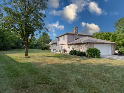 12912 Wembly Rd, Carmel, IN 46033 photo 3