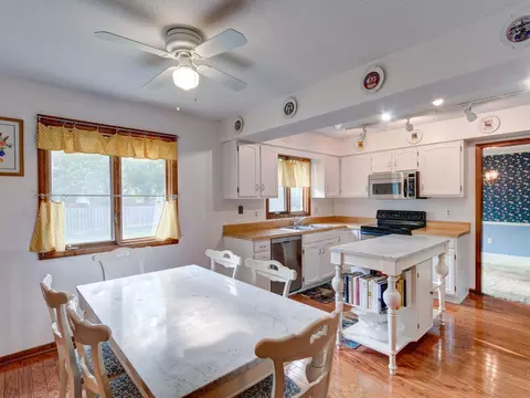 12912 Wembly Rd, Carmel, IN 46033 photo 13