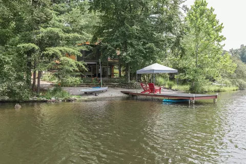2154 S Shore Dr, Morgantown, IN 46160