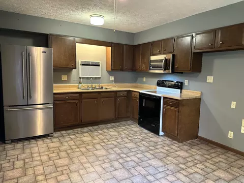 149 Schaefer Dr, Hope, IN 47246 photo 16