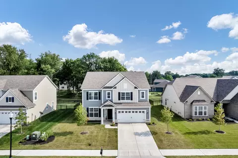 10765 Boulder Ridge Dr, Brownsburg, IN 46112