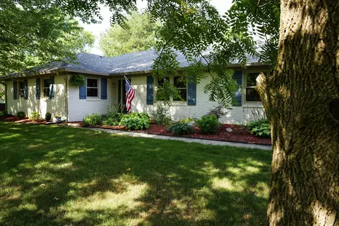 14310 Oak Ridge Rd, Carmel, IN 46032