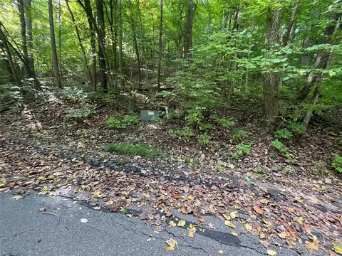 06 N Somerset Dr, Martinsville, IN 46151