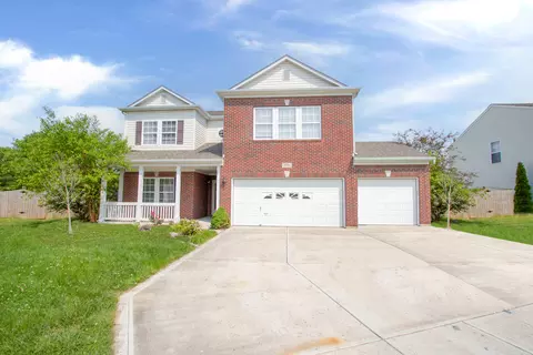 9036 Bayview Cir, Plainfield, IN 46168