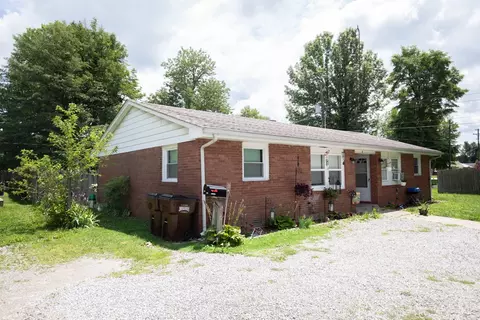 230 232 Gilbert St, North Vernon, IN 47265