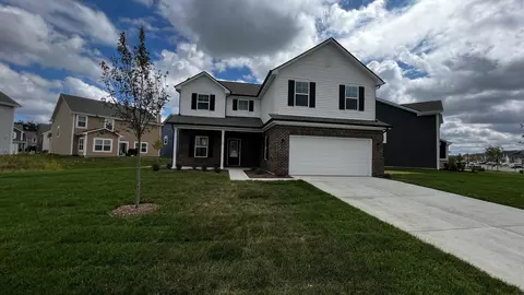 7127 English Oak Dr, Mccordsville, IN 46055