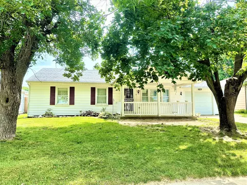 316 S John St, Lapel, IN 46051