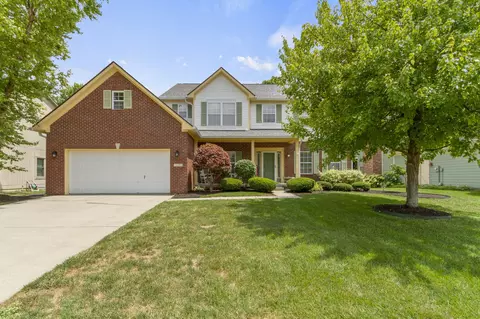 11227 Reflection Point Dr, Fishers, IN 46037