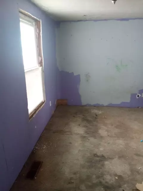 504 W Main St, Windfall, IN 46076 photo 11