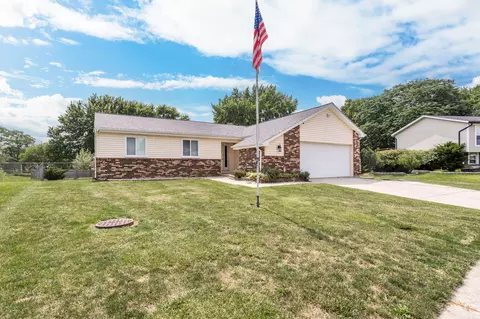 8065 Harvest Ln, Indianapolis, IN 46256