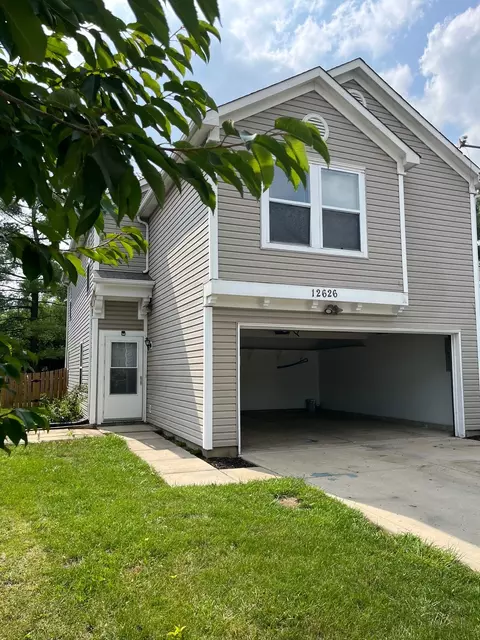 12626 Crescent Dr, Carmel, IN 46032