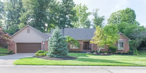 11818 Sea Star Dr, Indianapolis, IN 46256