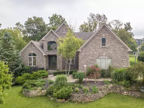 6643 Royal Oakland Pl, Indianapolis, IN 46236