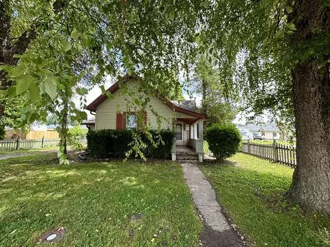 159 N 3rd St, Martinsville, IN 46151