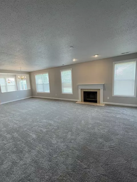 10941 Roundtree Rd, Fishers, IN 46037 photo 3