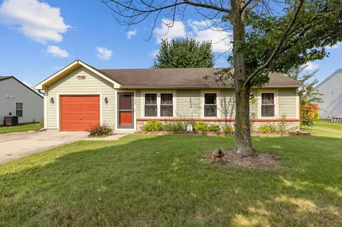105 Silverberry Ct, Mooresville, IN 46158
