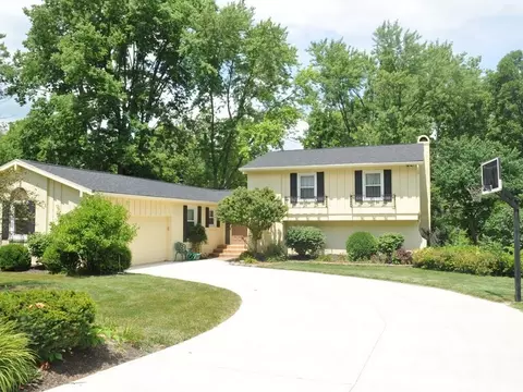 508 Edgewood Dr, New Castle, IN 47362