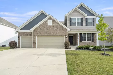 949 Plunkett Ave, Westfield, IN 46074