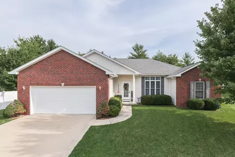 5820 Buchanan Ct, Columbus, IN 47203