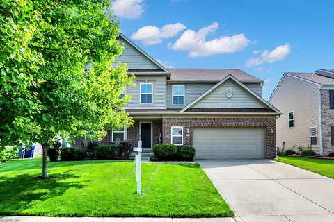 19494 Forsythe Dr, Noblesville, IN 46060