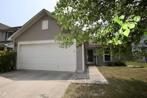 14883 War Emblem Dr, Noblesville, IN 46060
