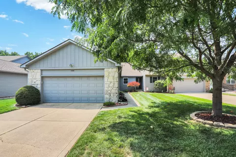 1200 Timber Creek Ln, Greenwood, IN 46142