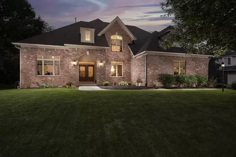 12323 Bayhill Dr, Carmel, IN 46033
