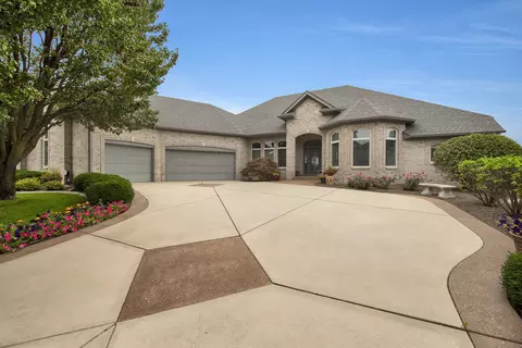 4522 Hickory Grove Blvd, Greenwood, IN 46143